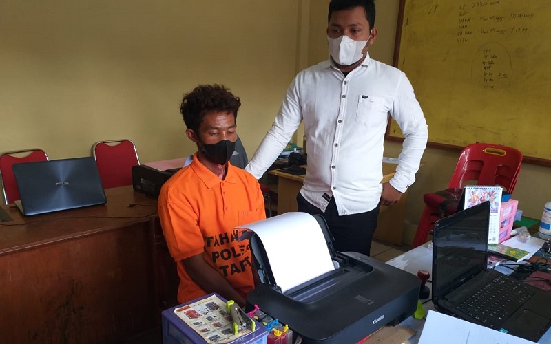 title Kencan dengan Kekasih, Remaja 17 Tahun Diperkosa Satpol PP Gadungan Kencan dengan Kekasih, Remaja 17 Tahun Diperkosa Satpol PP Gadungan