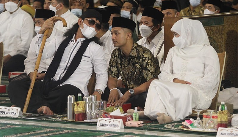 Suasana Peringatan Malam Nuzulul Quran di Masjid Al Akbar Surabaya - Bagian 2