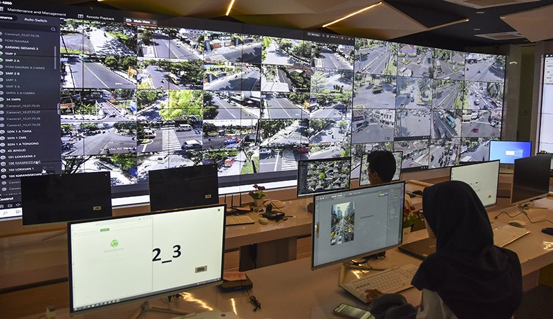 Pantau Arus Mudik, 40 Kamera CCTV Disebar di Jalur Selatan - Bagian 3