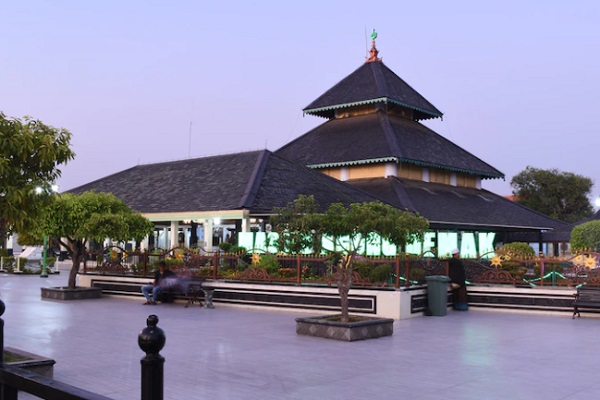 Deretan 6 Masjid Tertua di Indonesia, Nomor 5 Saksi Bisu Penyebaran Islam di Lombok