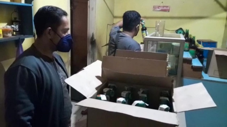 Jaga Kesucian Ramadhan, Polres Banjar Sita Puluhan Botol Miras