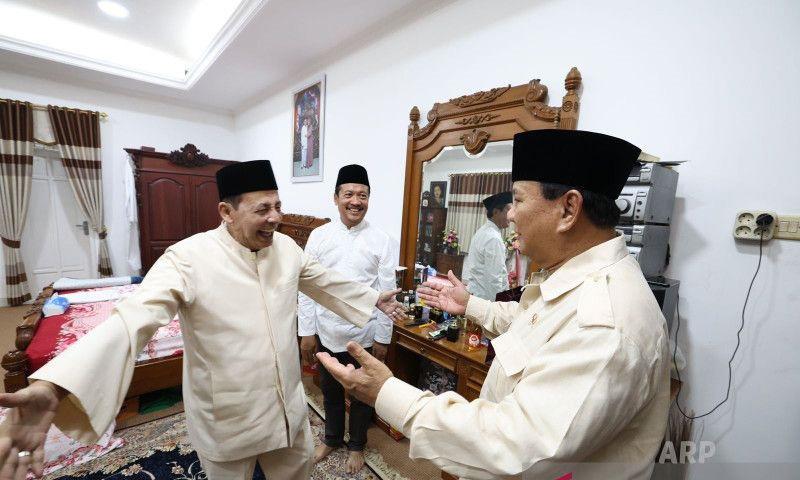 Prabowo Temui Habib Luthfi, Disuguhi Daging Kambing Khas Timur Tengah saat Buka Puasa