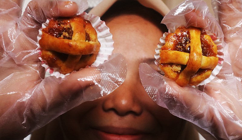 Pembuatan Pie Nanas Laris Manis, Orderan 1.000 Buah per Hari saat Ramadan - Bagian 3