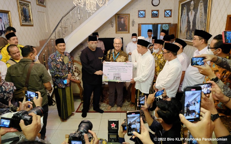 Kunjungi Ponpes di Tasikmalaya, Menko Airlangga Dorong Pemberdayaan Ekonomi Masyarakat