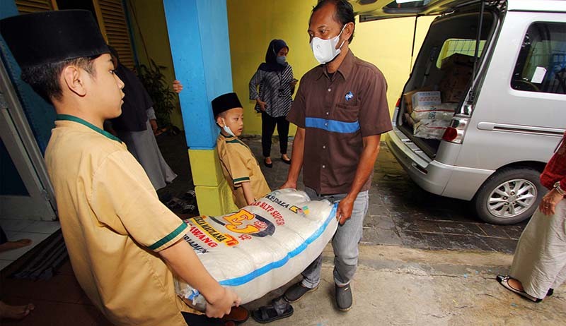 MNC Peduli Salurkan Bantuan Beras ke Asrama Sahabat Yatim Tangerang Selatan - Bagian 3