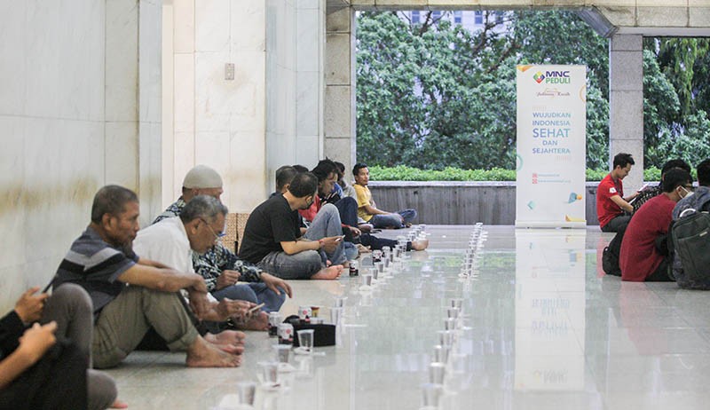 MNC Peduli dan Masjid Bimantara Gelar Buka Puasa Bersama Selama Ramadan - Bagian 2