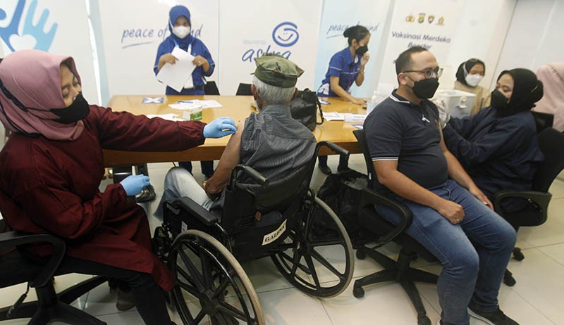 Asuransi Astra bersama Polda Metro Jaya Dukung Percepatan Vaksinasi Booster - Bagian 4