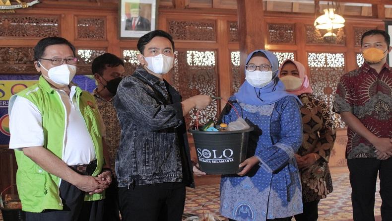 Jelang Lebaran, 10.162 Paket Sembako Disalurkan ke Warga Solo 
