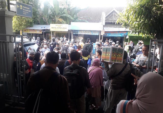 Stasiun Lempuyangan Mulai Dipadati Penumpang