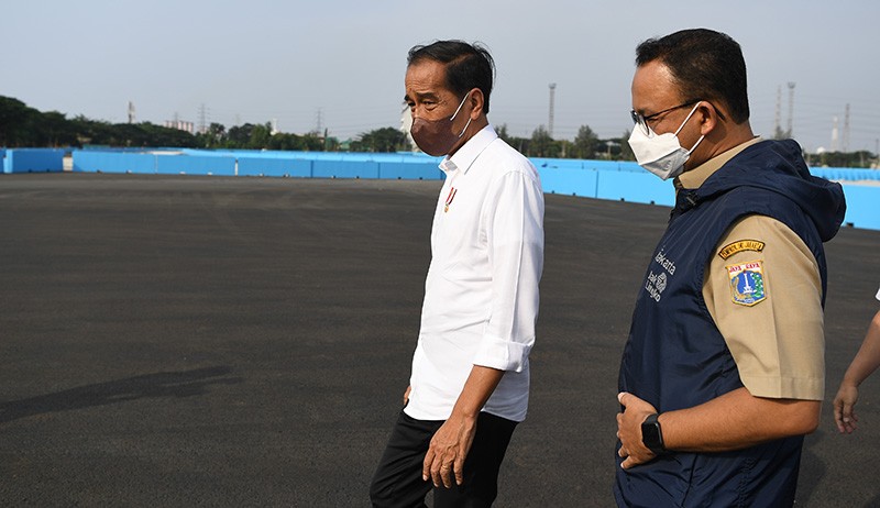 Momen Gubernur Anies Baswedan Temani Presiden Jokowi Lihat Sirkuit Formula E - Bagian 1