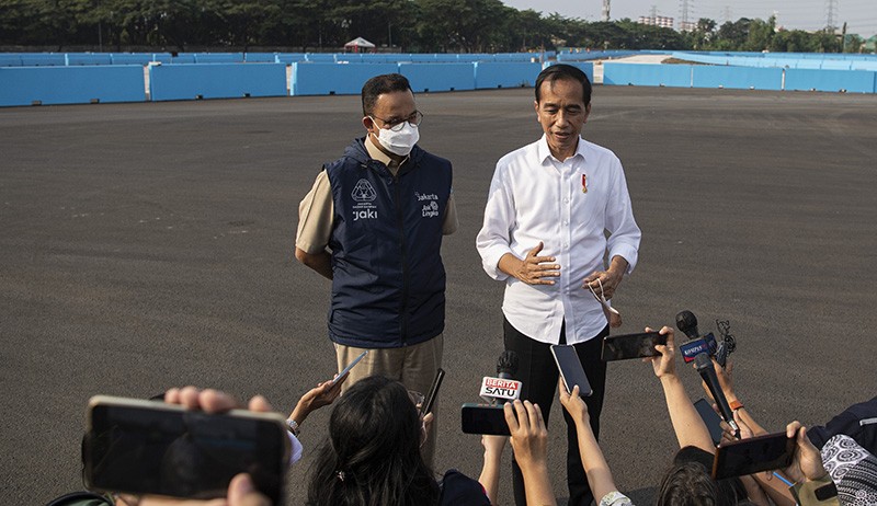 Momen Gubernur Anies Baswedan Temani Presiden Jokowi Lihat Sirkuit Formula E - Bagian 4