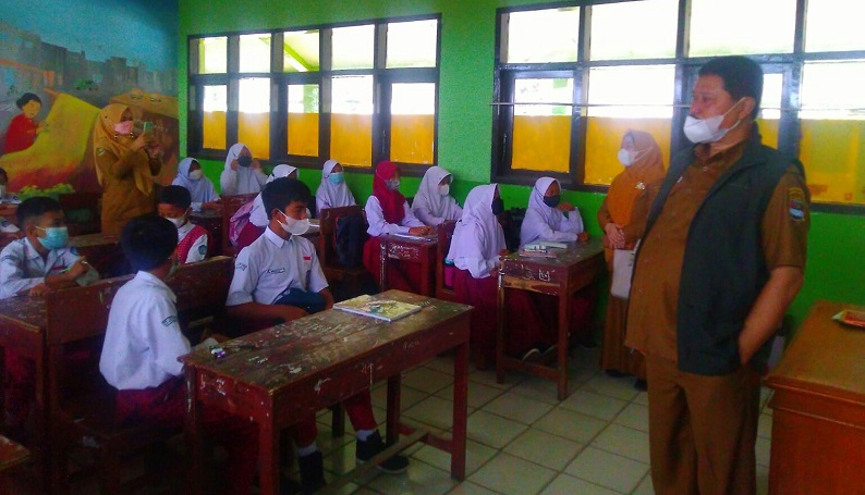 Tren Kasus Positif Covid Terus Turun, Disdik Optimistis Usai Lebaran KBM 100 Persen