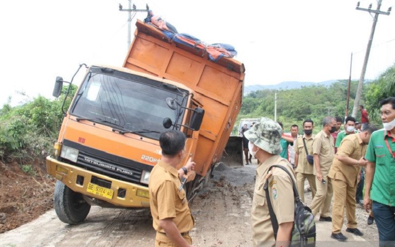 Jalan Belum Begitu Baik, Dishub OKU Siagakan Mobil Derek 