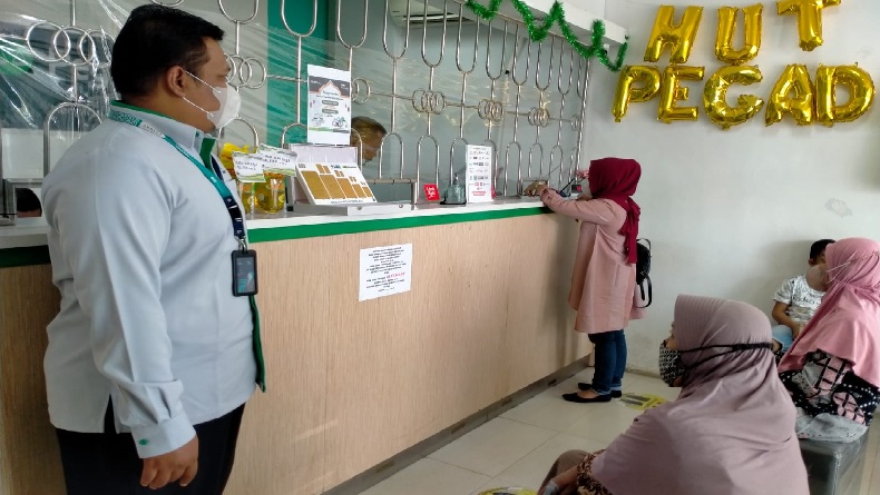 Jelang Lebaran 2022, Pegadaian Syariah di Indramayu Mulai Diserbu Nasabah
