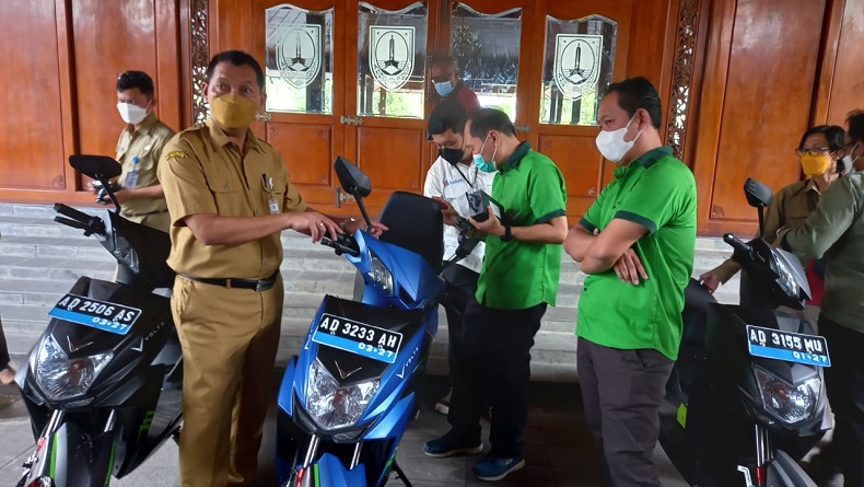 Wakil Wali Kota Solo Usulkan Sepeda Motor Listrik Jadi Kendaraan Dinas 
