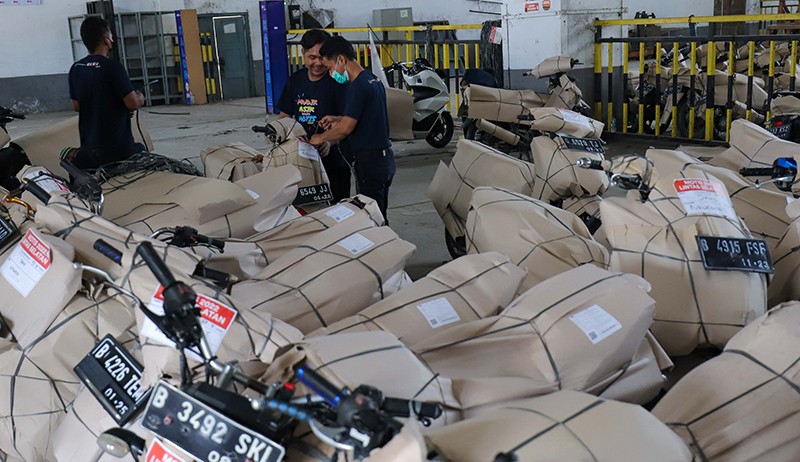 Gratis! Ribuan Sepeda Motor Dikirim ke Kampung Halaman dengan Kereta Api - Bagian 2