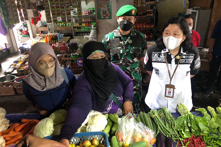 Jelang Idul Fitri, Kementan dan TNI Gelar Pasar Mitra Tani di Pulang Pisau