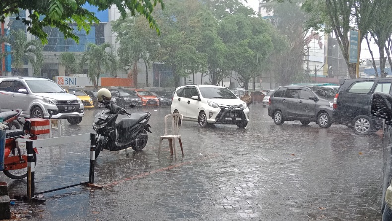 BMKG Kertajati: Awal Kemarau, Hujan Deras dan Angin Kencang Masih Landa Ciayumajakuning