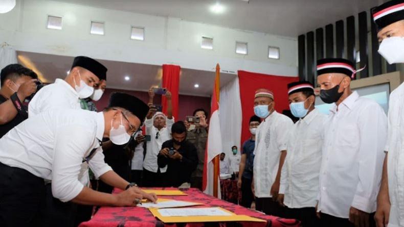 Cabut Baiat Massal, Ratusan Pengikut NII di Dharmasraya Ikrar Sumpah Setia ke NKRI