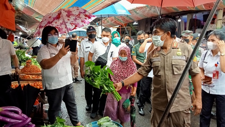title Datangi Pasar, Kementan Pastikan Ketersediaan Bahan Pangan di Sulut Datangi Pasar, Kementan Pastikan Ketersediaan Bahan Pangan di Sulut