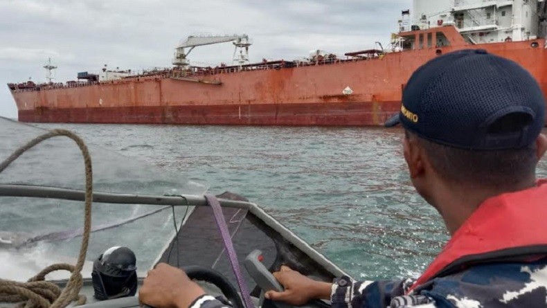 TNI AL Tangkap 2 Kapal Tanker Angkut Palm Oil saat Berlayar Menuju India dan UEA