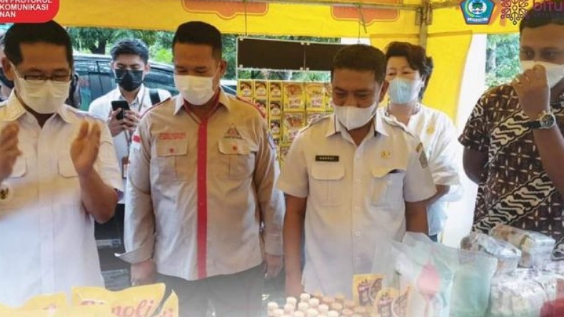 Peringati Hari Buruh, Pemkot Bitung Gelar Pasar Murah Khusus Pekerja