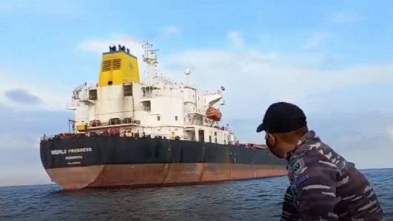 Detik-Detik TNI AL Tangkap Kapal Bawa CPO dan RBD Palm Olein di Tengah Larangan Ekspor