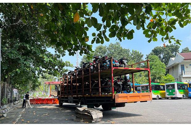 Asyik, Angkutan Sepeda Motor Pemudik Mulai Tiba di Jogja 