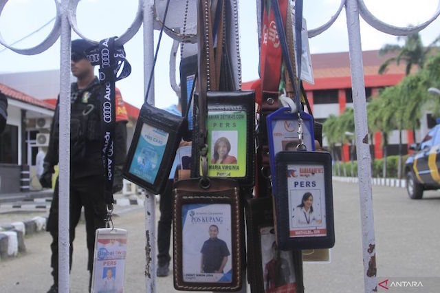 title Kapolres Kupang Berikan Atensi Khusus Terkait Kasus Penganiayaan Wartawan Kapolres Kupang Berikan Atensi Khusus Terkait Kasus Penganiayaan Wartawan