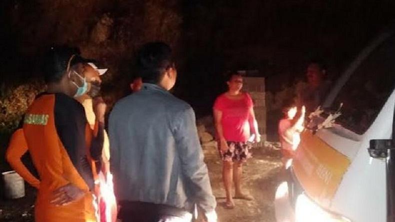 Niat Nikmati Sunset di Pantai, 3 Wisatawan Terjebak Ombak Pasang di Kuta Bali