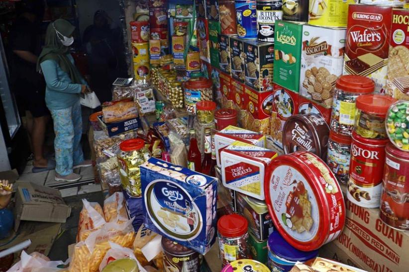  Warga Serbu Pusat Kue Kering di Ciracas Jaktim  - Bagian 4