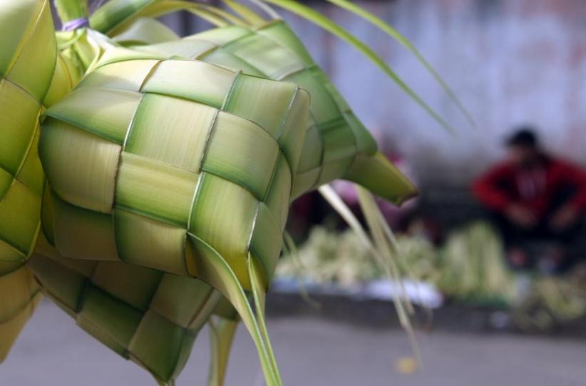 Penjualan Ketupat di Pasar Karangayu Semarang Naik Jelang Lebaran  - Bagian 5