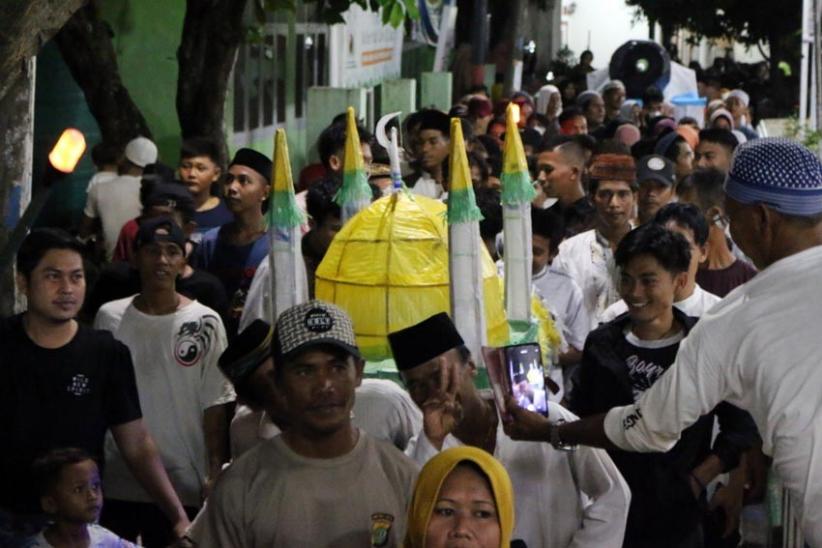 Sambut Idul Fitri, Warga Pulau Panggang Antusias Ikuti Takbir Keliling    - Bagian 5