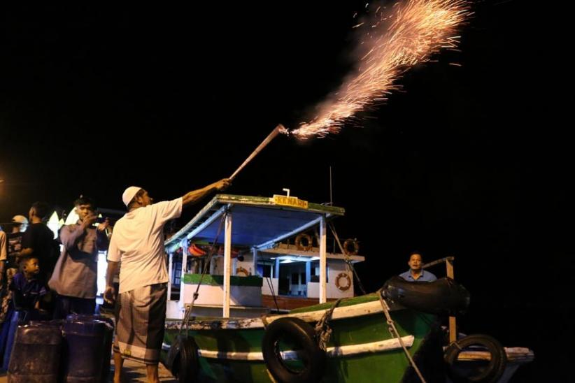 Sambut Idul Fitri, Warga Pulau Panggang Antusias Ikuti Takbir Keliling    - Bagian 1
