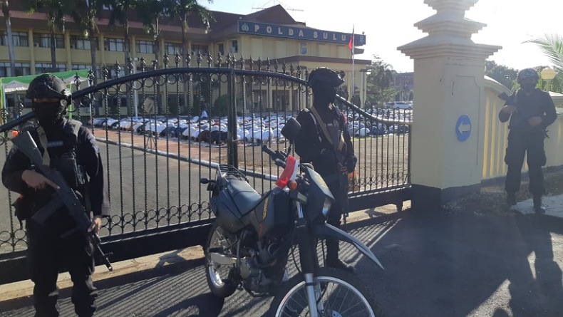 title Polda Sulut dan Jajaran Kawal Salat Idul Fitri 1443 H di Manado Polda Sulut dan Jajaran Kawal Salat Idul Fitri 1443 H di Manado