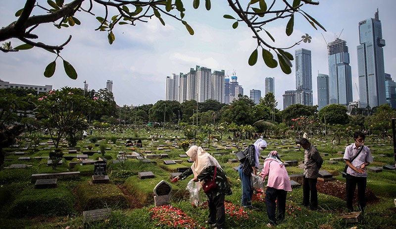 Hukum Ziarah Kubur Menjelang Ramadhan, Simak Penjelasan dan Hikmahnya
