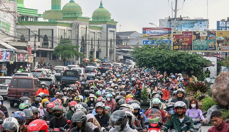 title Puncak Berlakukan Dua Arah, Menuju Sukabumi Diterapkan Contraflow Puncak Berlakukan Dua Arah, Menuju Sukabumi Diterapkan Contraflow