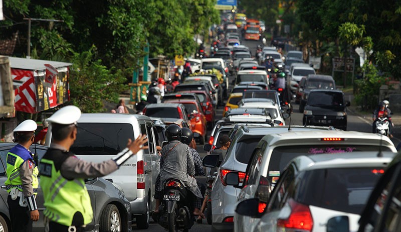 Begini Kepadatan Kendaraan Kawasan Wisata Yogyakarta saat Libur Lebaran - Bagian 1