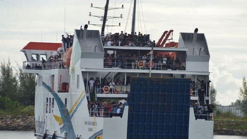 Penumpang Kapal ke Sabang Membeludak, Wisatawan Capai 4.000 Orang per Hari