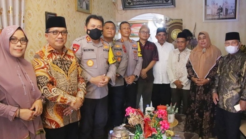 Perkuat Sinergitas, Kapolda Silaturahmi ke Ketua PWNU Sulut 