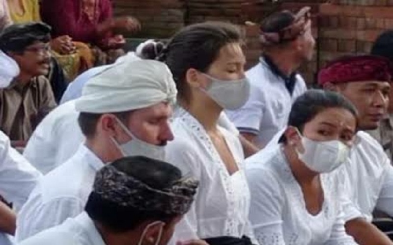 Suami Bule Cantik Pose Telanjang di Bali Ikut Ditahan, Ternyata Ini Perannya
