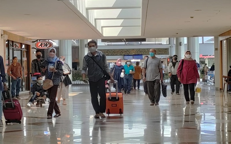 title Jelang Lebaran, Jumlah Penumpang di Bandara Juanda Mulai Naik Jelang Lebaran, Jumlah Penumpang di Bandara Juanda Mulai Naik