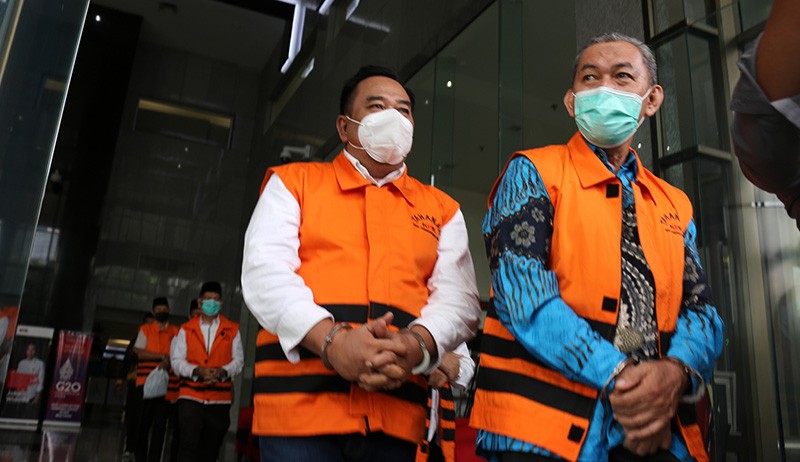 15 Terdakwa Eks dan Anggota DPRD Muara Enim Nonaktif Ikuti Sidang Kasus Korupsi - Bagian 4