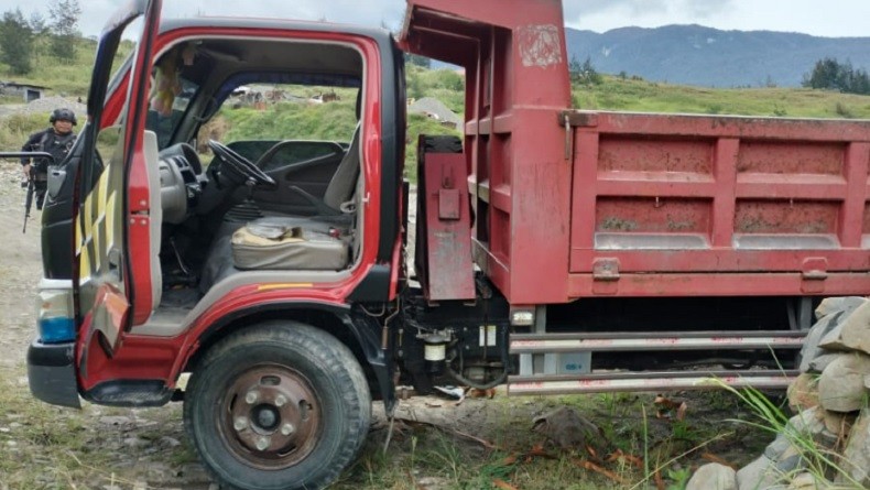 Sopir Truk Korban Penembakan KKB di Puncak Papua Belum Ditemukan