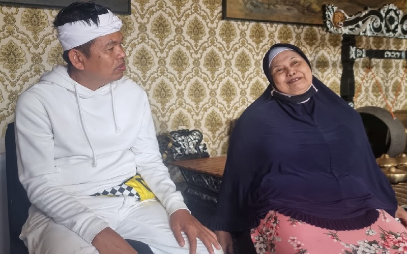 Pilu, Ibu asal Tanjung Priok Jakarta Ini Curhat ke Dedi Mulyadi, Dianggap Najis oleh Anak Kandung