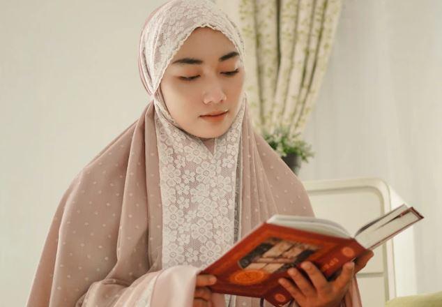 Surat Al Waqiah Ayat 35-38, Arab, Latin, Arti, Tafsir tentang Kenikmatan Penghuni Surga