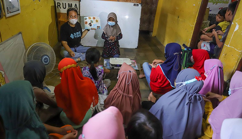 Sambut Hari Buku Nasional, MNC Peduli Berikan Bantuan ke Rumah Baca Zhaffa - Bagian 4