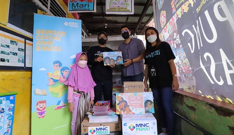 Sambut Hari Buku Nasional, MNC Peduli Berikan Bantuan ke Rumah Baca Zhaffa - Bagian 1