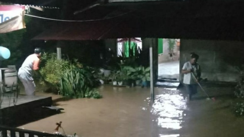 Diguyur Hujan Deras, Rumah dan Lahan Warga Poso Diterjang Banjir