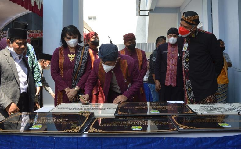 Resmikan Islamic Center, Bupati Andi: Impian Mewujudkan Jepara Kabupaten Kerukunan